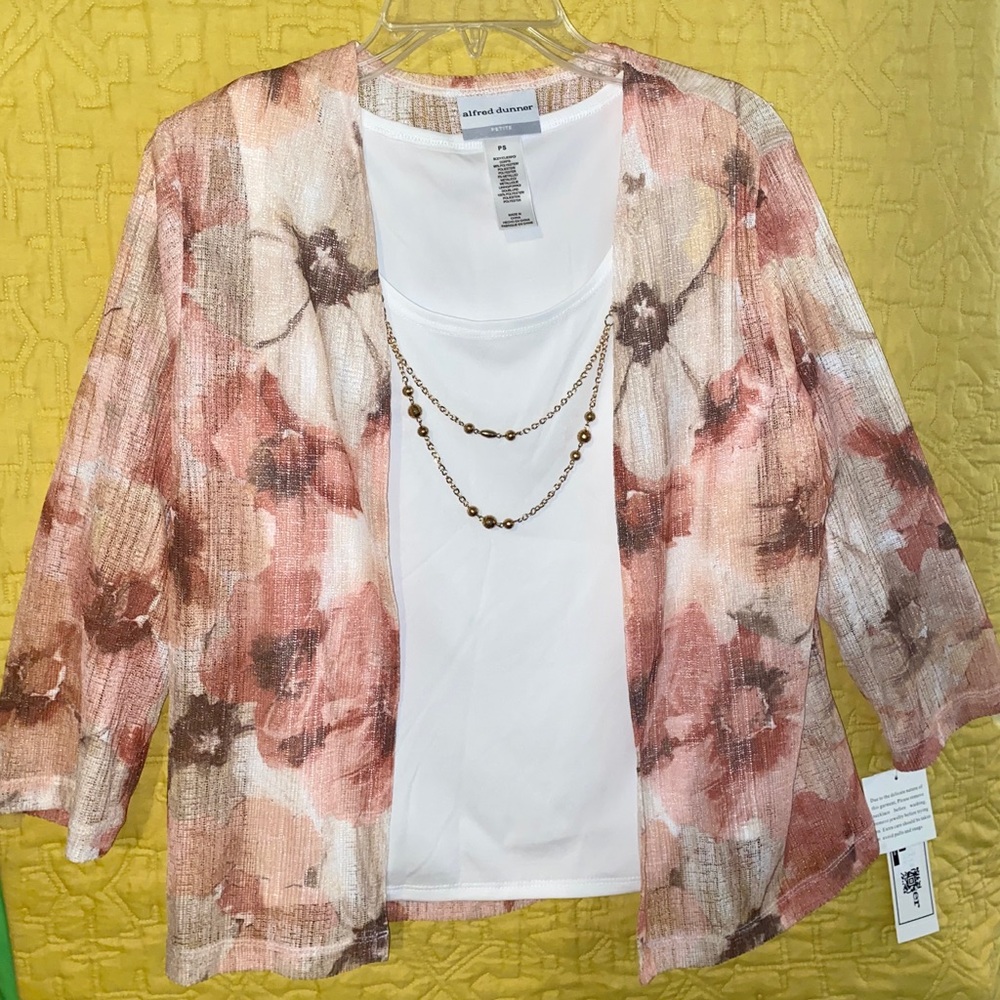 Women’s dress shirt